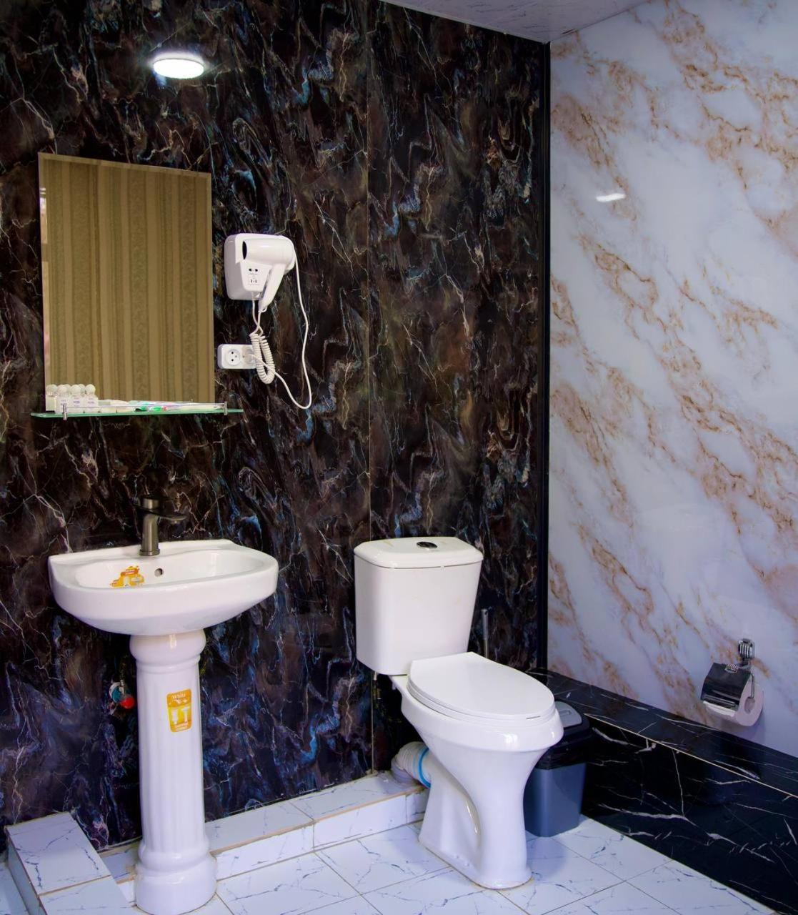 Amor Fati Hotel Toshkent Tashkent Esterno foto