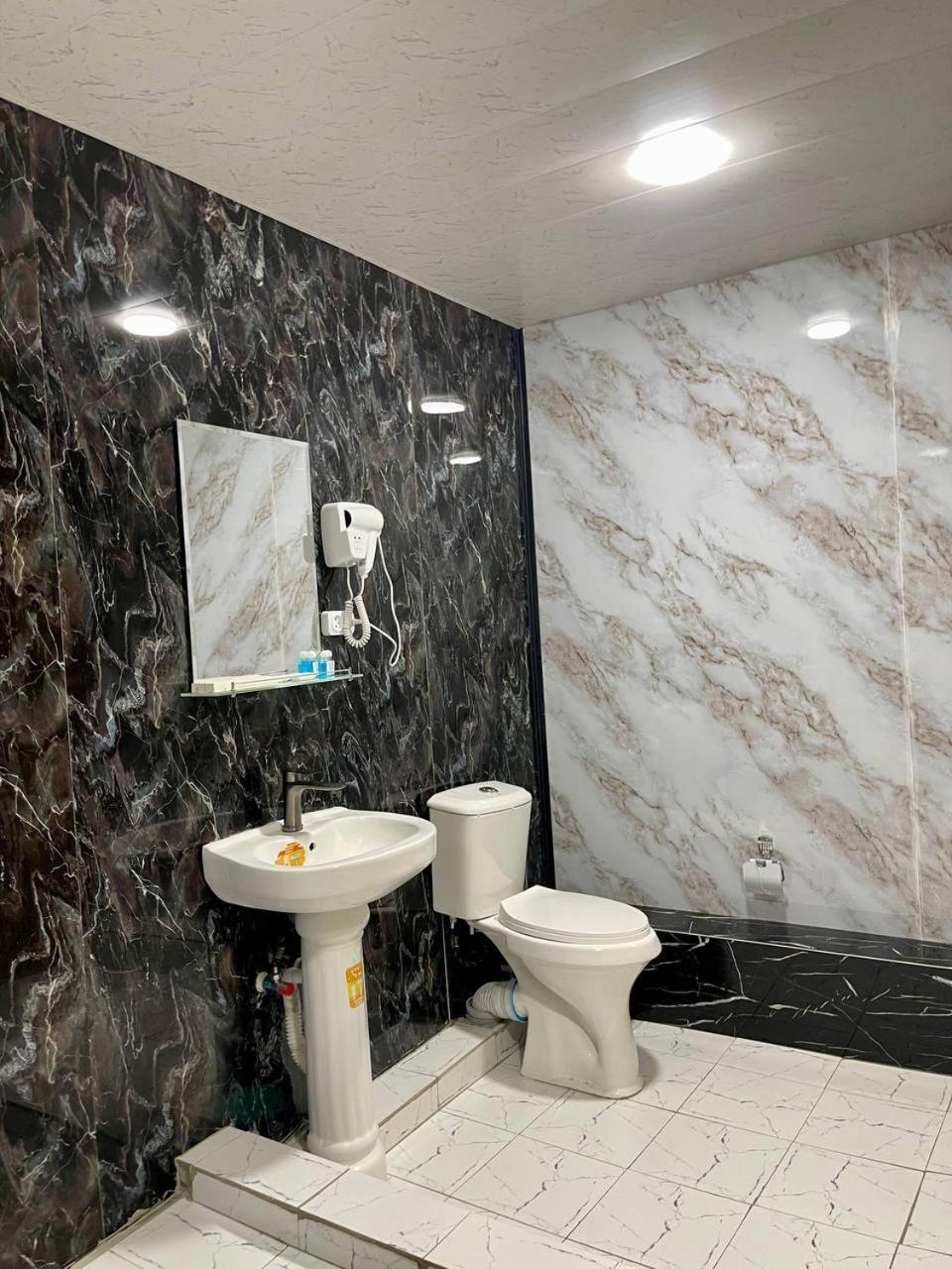 Amor Fati Hotel Toshkent Tashkent Esterno foto